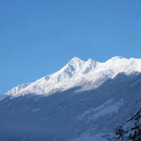 In Stubai Valley Near Slopes, Cleaning Included Apartment